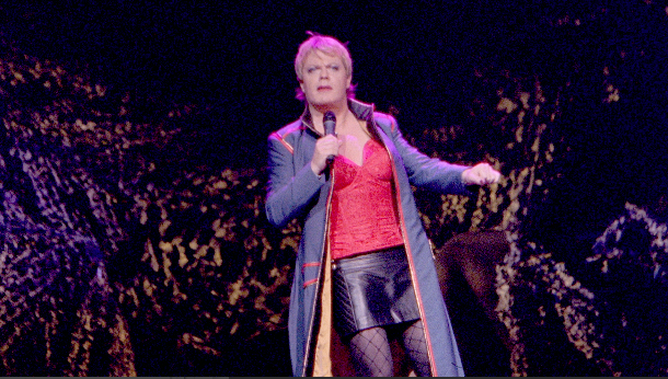 Sexy_Iazzrd_T Eddie Izzard on stage for the sexy tour.